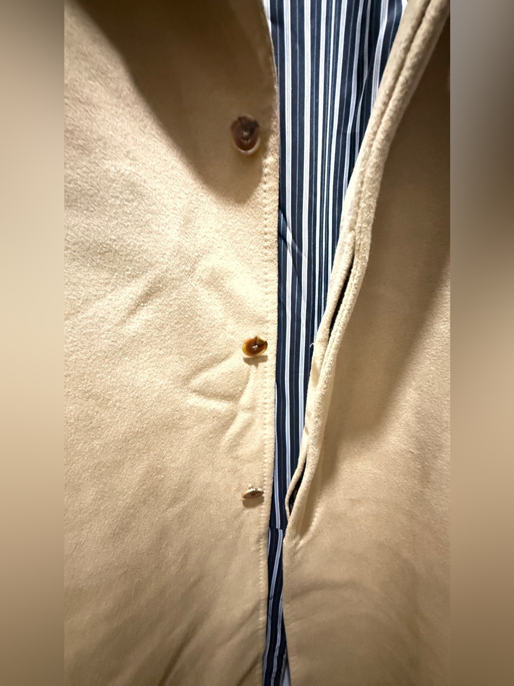 Jones New York Men's Camel Wool/Cashmere Overcoat - Vintage Tailored Coat - Picture 8 of 10